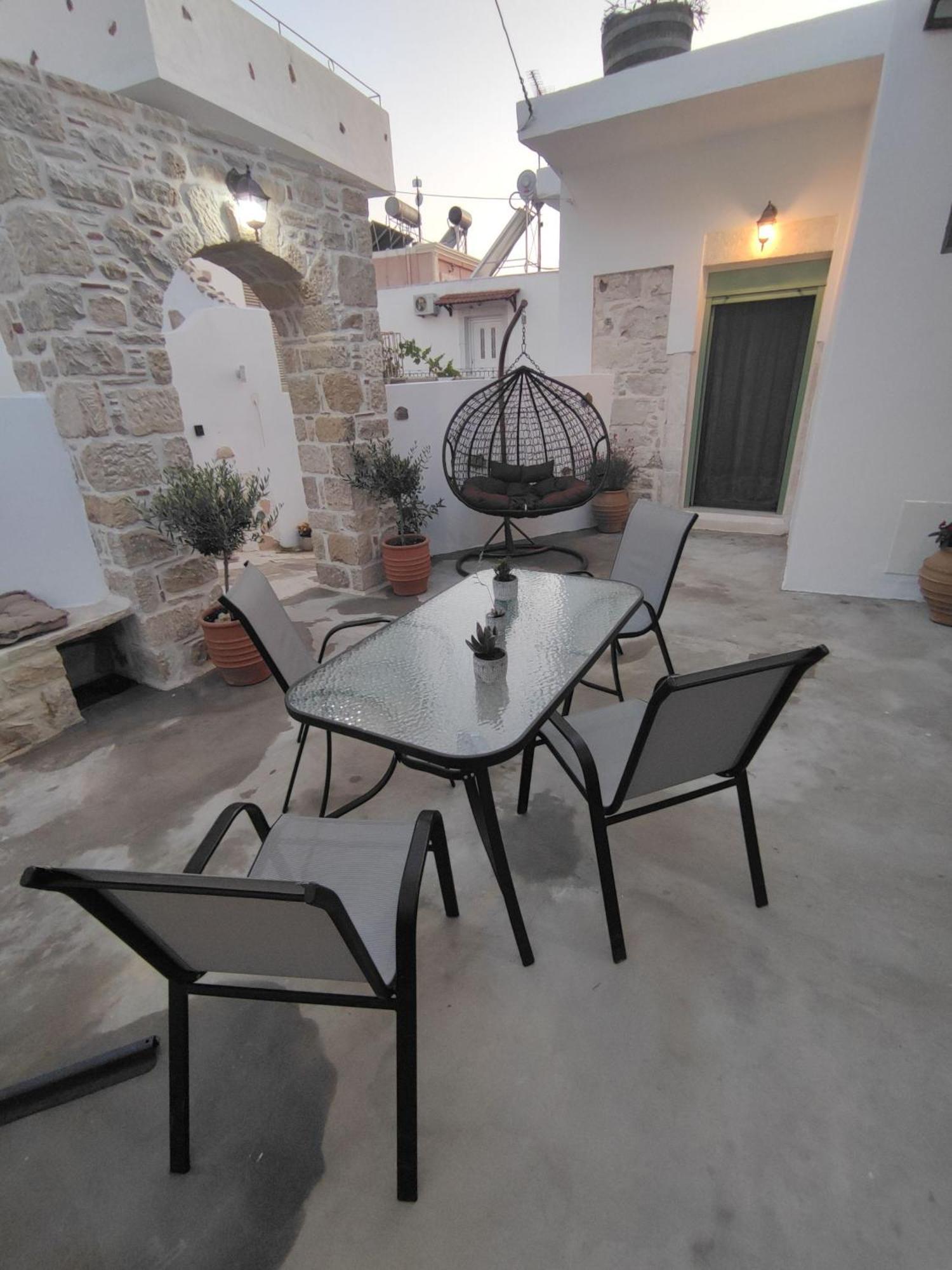 La Maison D Aspasia Kamilari Exterior foto