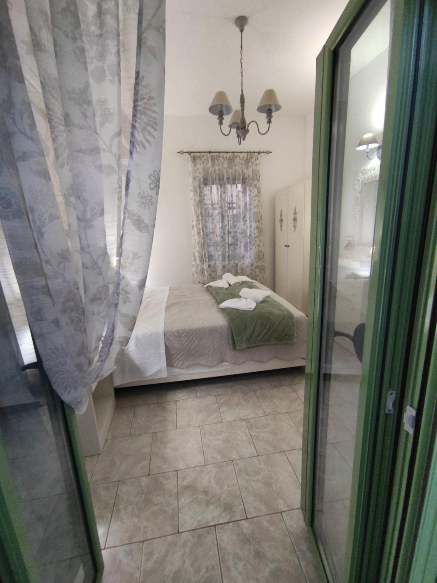 La Maison D Aspasia Kamilari Exterior foto